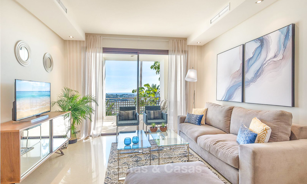 Buitenkans! Mooi en zeer ruim luxe appartement met zeezicht te koop, instapklaar - Benahavis, Marbella 8305