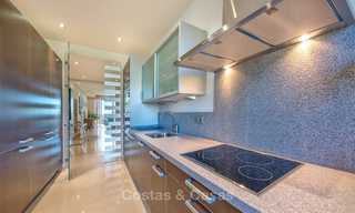 Buitenkans! Mooi en zeer ruim luxe appartement met zeezicht te koop, instapklaar - Benahavis, Marbella 8309 