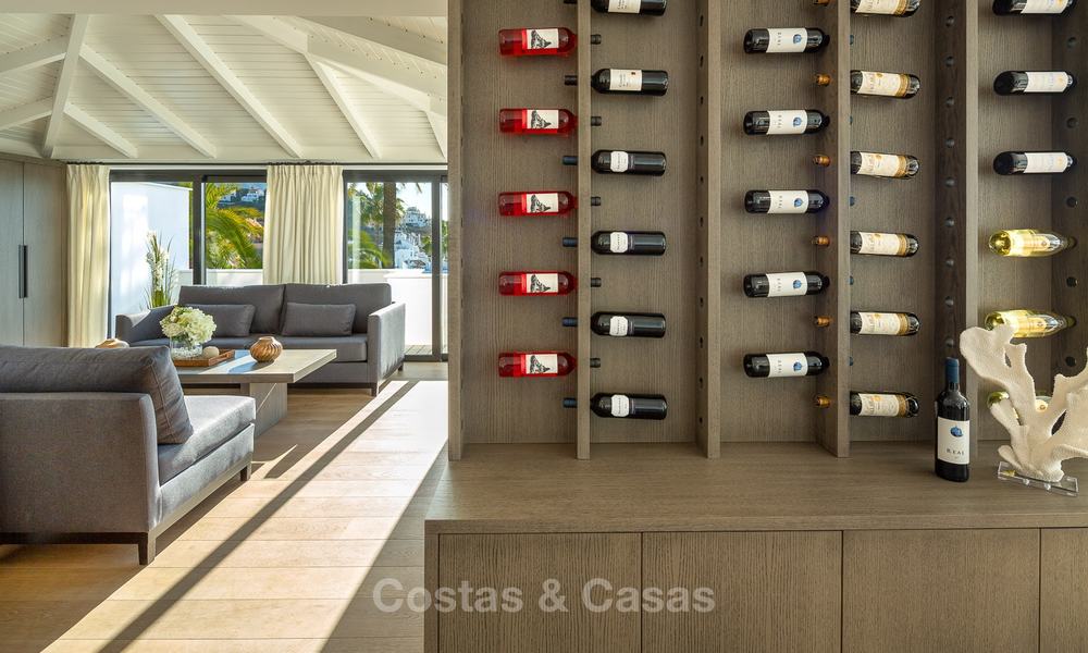 Heerlijke gerenoveerde luxe villa met zeezicht te koop, in Nueva Andalucía´s Golf Valley, Marbella 8229