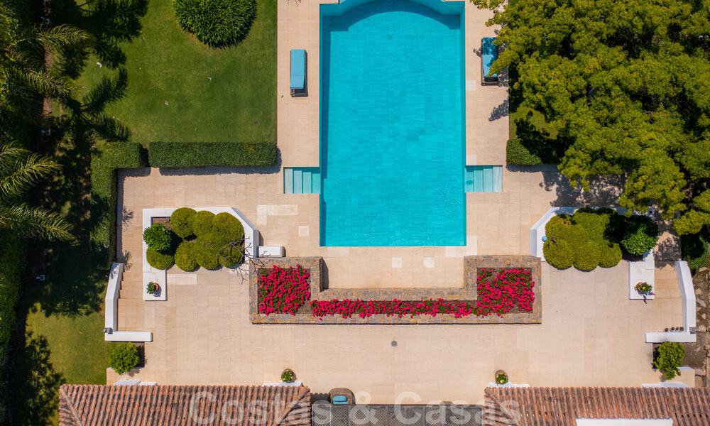 Luxueuze villa in traditionele stijl met prachtig uitzicht op zee te koop, Benahavis - Marbella 37112