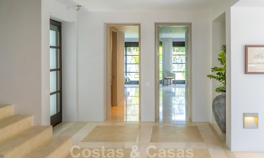 Luxueuze villa in traditionele stijl met prachtig uitzicht op zee te koop, Benahavis - Marbella 37131