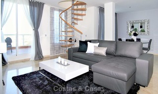 Buitenkans! Groot 4 slaapkamer penthouse appartement te koop, met golf- en zeezicht in Benahavis - Marbella 8618 