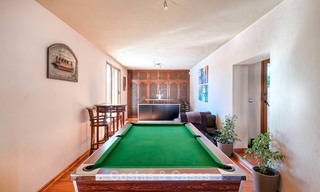 Gezellige en luxe traditionele villa met zeezicht te koop, met separaat gastenverblijf, instapklaar - Elviria, Marbella 8819 