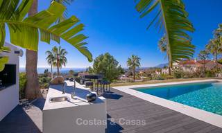 Oogstrelende luxe moderne designer villa met zeezicht te koop in de exclusieve wijk Sierra Blanca - Golden Mile, Marbella 8911 