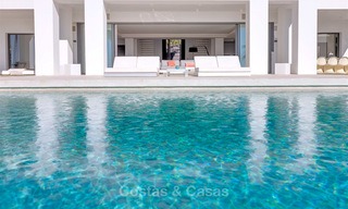 Oogstrelende luxe moderne designer villa met zeezicht te koop in de exclusieve wijk Sierra Blanca - Golden Mile, Marbella 8914 