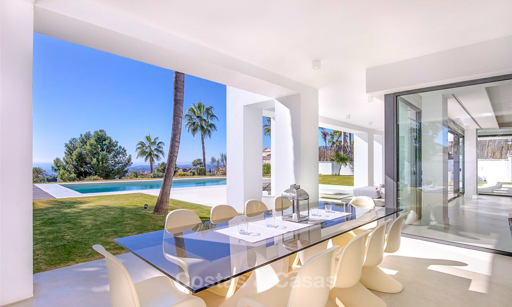 Oogstrelende luxe moderne designer villa met zeezicht te koop in de exclusieve wijk Sierra Blanca - Golden Mile, Marbella 8920