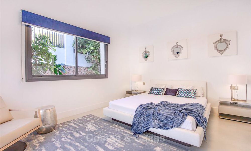 Oogstrelende luxe moderne designer villa met zeezicht te koop in de exclusieve wijk Sierra Blanca - Golden Mile, Marbella 8938