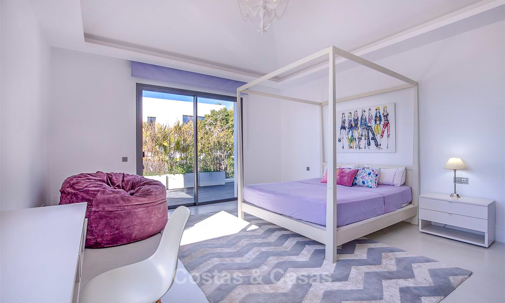 Oogstrelende luxe moderne designer villa met zeezicht te koop in de exclusieve wijk Sierra Blanca - Golden Mile, Marbella 8942