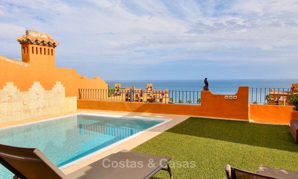 Spectaculaire penthouse met prive zwembad in een luxe complex te koop, eerstelijn strand - New Golden Mile, Marbella - Estepona 9102