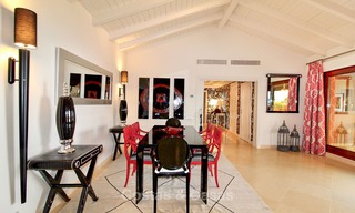 Spectaculaire penthouse met prive zwembad in een luxe complex te koop, eerstelijn strand - New Golden Mile, Marbella - Estepona 9122 
