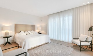 Dringende verkoop! Oogstrelende moderne luxe villa met golf- en zeezicht te koop, instapklaar - Benahavis, Marbella 9336 
