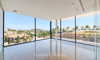 Unieke, moderne luxe villa in de Golf Vallei van Nueva Andalucía, Marbella 9267 