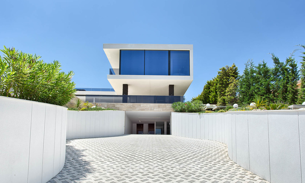 Unieke, moderne luxe villa in de Golf Vallei van Nueva Andalucía, Marbella 9275
