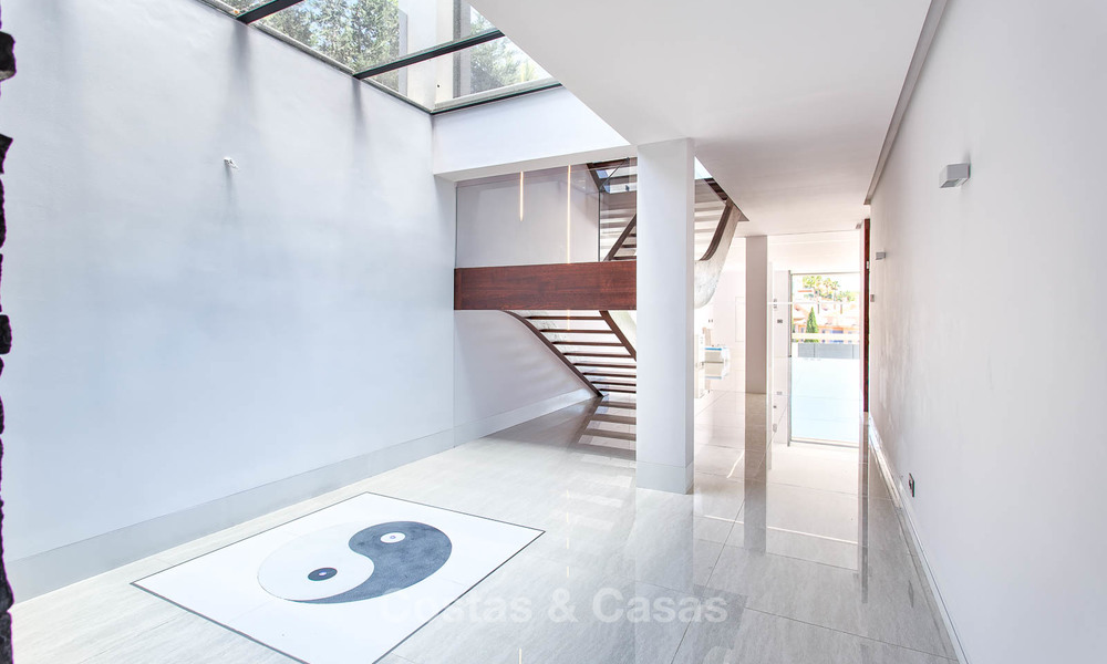 Unieke, moderne luxe villa in de Golf Vallei van Nueva Andalucía, Marbella 9279