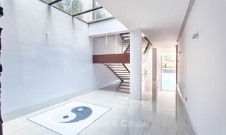 Unieke, moderne luxe villa in de Golf Vallei van Nueva Andalucía, Marbella 9279 