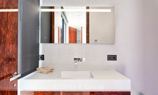 Unieke, moderne luxe villa in de Golf Vallei van Nueva Andalucía, Marbella 9286 