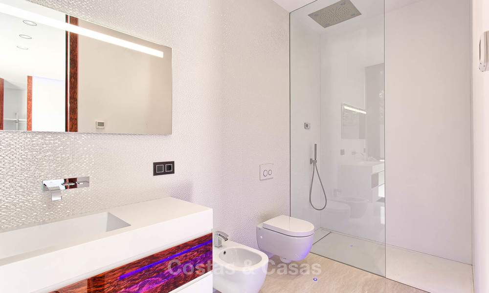 Unieke, moderne luxe villa in de Golf Vallei van Nueva Andalucía, Marbella 9287