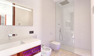 Unieke, moderne luxe villa in de Golf Vallei van Nueva Andalucía, Marbella 9287 