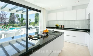 Charmante gerenoveerde luxe villa te koop in de Golf Valley, instapklaar - Nueva Andalucia, Marbella 9398 