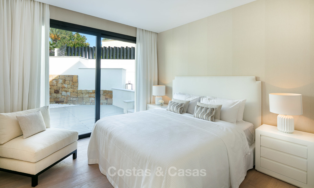 Charmante gerenoveerde luxe villa te koop in de Golf Valley, instapklaar - Nueva Andalucia, Marbella 9410