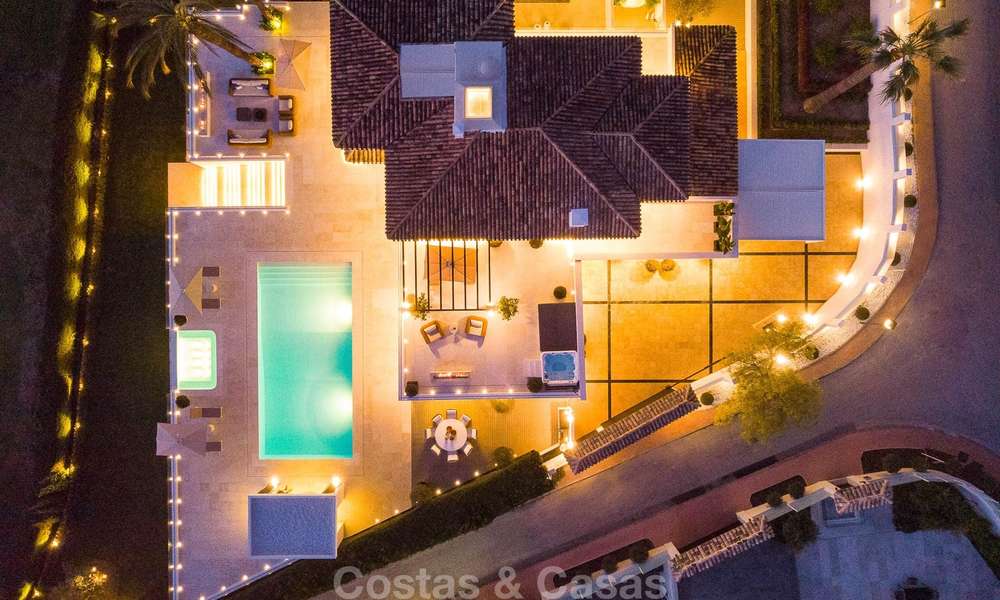 Prestigieuze gerenoveerde luxe villa te koop, eerstelijn golf, Nueva Andalucía, Marbella 9449