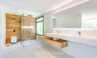 Zeer elegante moderne luxe villa te koop, strandzijde Puerto Banus, Marbella 9562 