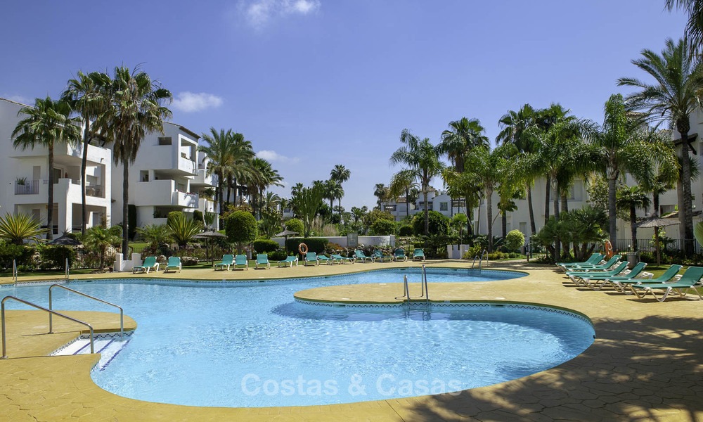 Appartementen te koop in Costalita, New Golden Mile, tussen Marbella en Estepona centrum 12725