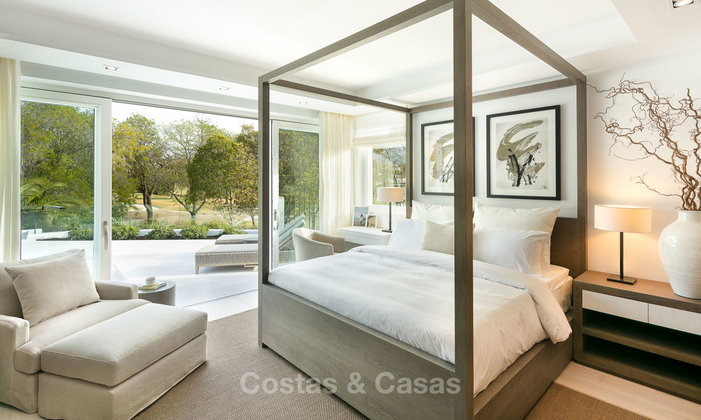 Sublieme gerenoveerde luxe villa te koop, eerstelijn golf Las Brisas - Nueva Andalucia, Marbella 9600