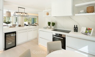 Sublieme gerenoveerde luxe villa te koop, eerstelijn golf Las Brisas - Nueva Andalucia, Marbella 9620 