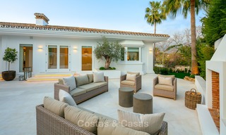 Sublieme gerenoveerde luxe villa te koop, eerstelijn golf Las Brisas - Nueva Andalucia, Marbella 9625 