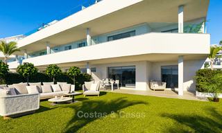 Nieuwe moderne luxe appartementen te koop op de New Golden Mile, Marbella - Estepona 9862 