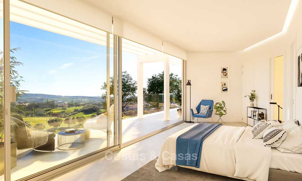 Nieuwe, moderne half vrijstaande villa's met prachtig zeezicht te koop, eerste lijn golf, Sotogrande, Costa del Sol 9935