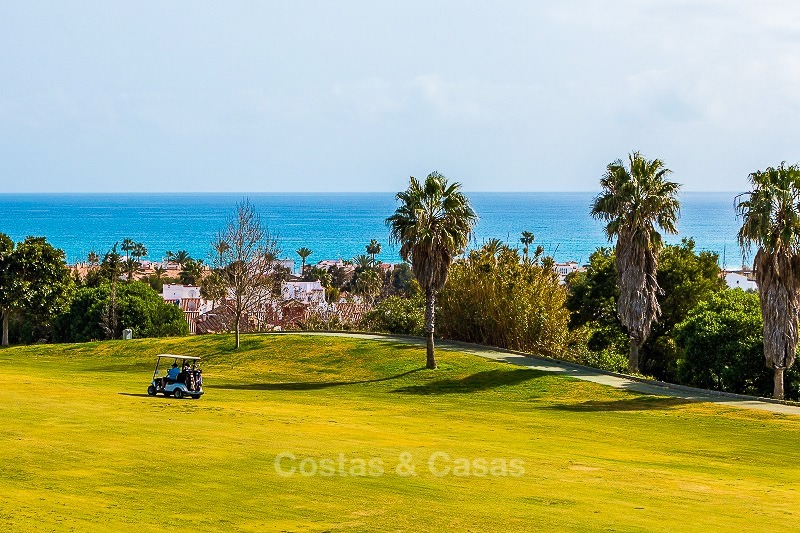 Nieuwe eerstelijns golf appartementen met zeezicht te koop, instapklaar, op loopafstand van het strand - Casares, Costa del Sol 10849 