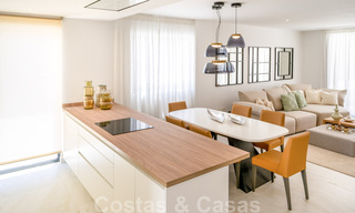 Stijlvolle nieuwe half vrijstaande luxe villa's te koop, New Golden Mile, Marbella - Estepona. Oplevering nakend. Laatste huizen! 35266 