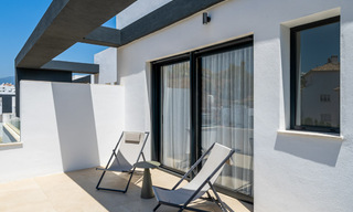 Stijlvolle nieuwe half vrijstaande luxe villa's te koop, New Golden Mile, Marbella - Estepona. Oplevering nakend. Laatste huizen! 35267 
