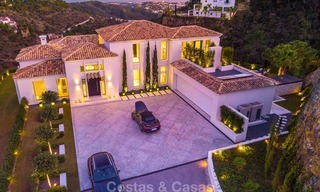 Oogstrelende, volledig gerenoveerde luxe villa met adembenemend zeezicht te koop in El Madroñal, Benahavis - Marbella 10090 