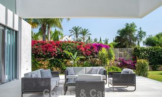 Gloednieuwe hedendaagse luxe villa met panoramisch zeezicht te koop, in een exclusief golfresort, Benahavis - Marbella 26516 