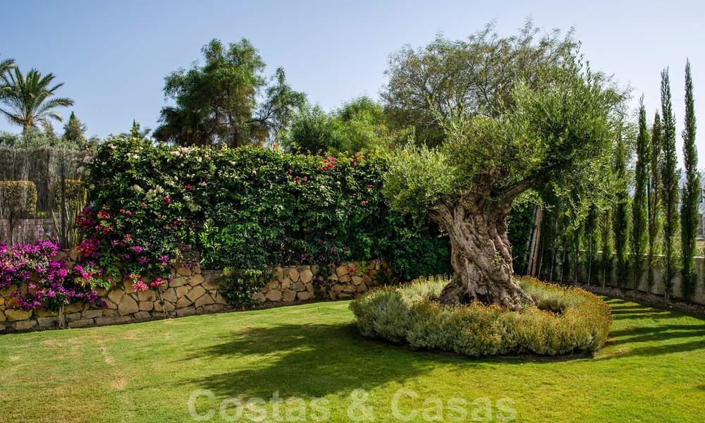 Gloednieuwe hedendaagse luxe villa met panoramisch zeezicht te koop, in een exclusief golfresort, Benahavis - Marbella 26523