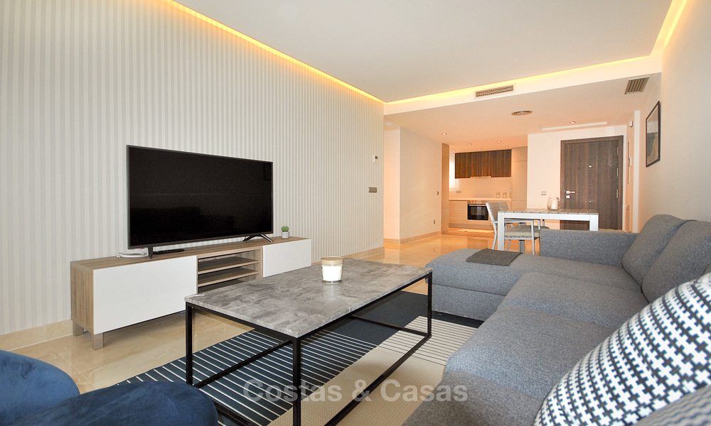 Nieuw modern appartement te koop, op loopafstand van het strand en het stadscentrum - strandzijde San Pedro, Marbella 10334