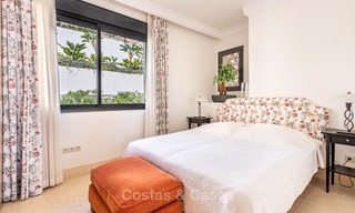 Indrukwekkend en luxueus modern penthouse appartement met panoramisch zeezicht te koop, Marbella East 10280 
