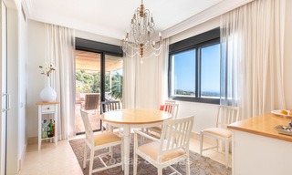 Indrukwekkend en luxueus modern penthouse appartement met panoramisch zeezicht te koop, Marbella East 10286 
