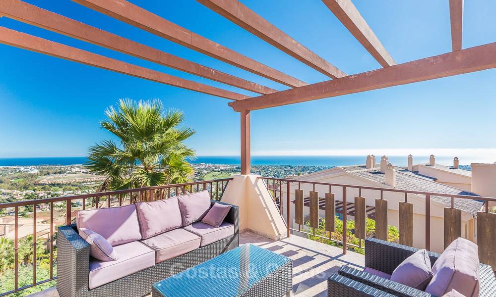 Luxe penthouse appartement met prachtige panoramische zichten op zee en bergen te koop, Benahavis, Marbella 10537