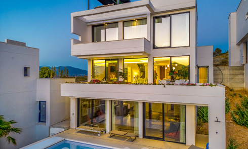 Nieuwe, exclusieve, moderne luxe villa's in een eersteklas golfresort te koop, Mijas, Costa del Sol 56679