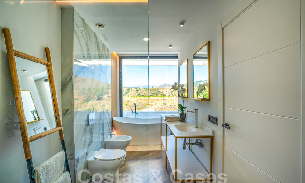 Nieuwe, exclusieve, moderne luxe villa's in een eersteklas golfresort te koop, Mijas, Costa del Sol 56681