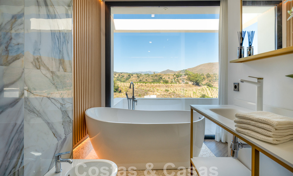 Nieuwe, exclusieve, moderne luxe villa's in een eersteklas golfresort te koop, Mijas, Costa del Sol 56682