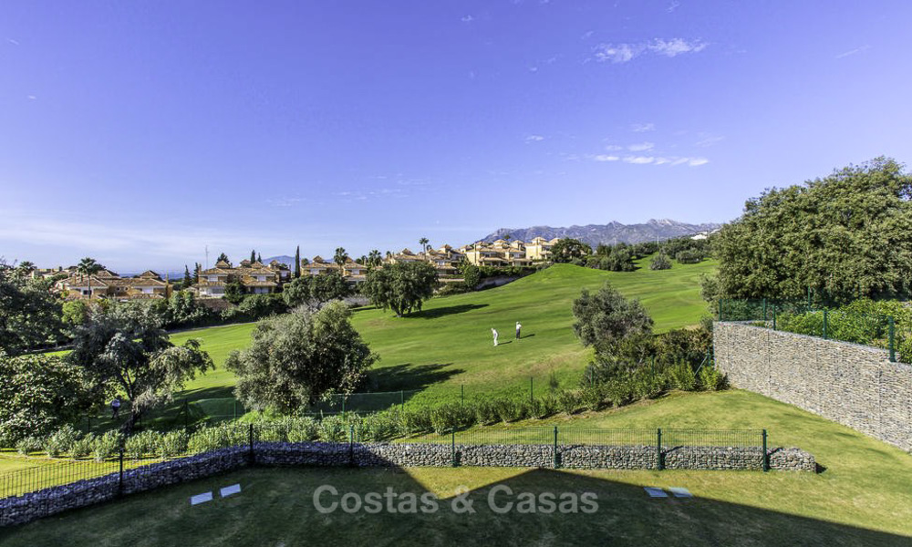 Oogstrelende moderne designer villa met zeezicht te koop, eerstelijn golf en instapklaar, Oost- Marbella 11850