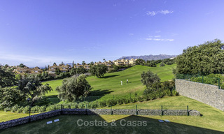 Oogstrelende moderne designer villa met zeezicht te koop, eerstelijn golf en instapklaar, Oost- Marbella 11850 