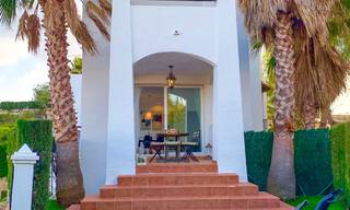 Halfvrijstaande woning én een penthouse te koop met zeezicht in Marbella - Benahavis 29310 