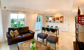 Halfvrijstaande woning én een penthouse te koop met zeezicht in Marbella - Benahavis 29328 