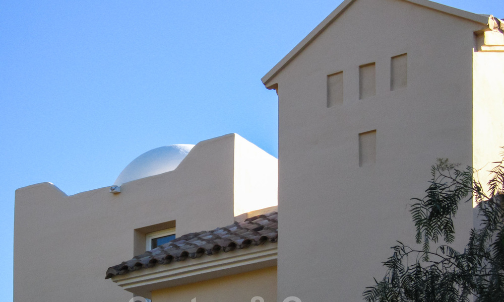 Halfvrijstaande woning én een penthouse te koop met zeezicht in Marbella - Benahavis 29444
